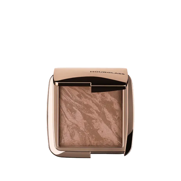 Hourglass Ambient Lighting Bronzer in Luminous Bronze Light